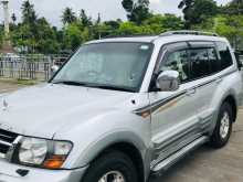 Mitsubishi Montero 2000 SUV