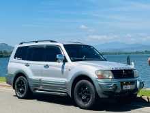 Mitsubishi Montero 2000 SUV