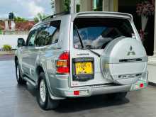 https://riyasewana.com/uploads/mitsubishi-montero-2001-2017020612594.jpg