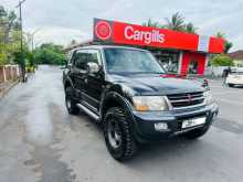 Mitsubishi Montero 2001 SUV