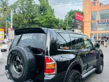 https://riyasewana.com/uploads/mitsubishi-montero-2001-2117543512854.jpg