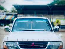 Mitsubishi Montero 2001 SUV