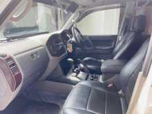 https://riyasewana.com/uploads/mitsubishi-montero-2001-2717473212964.jpg