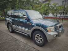 https://riyasewana.com/uploads/mitsubishi-montero-2001-3123050112724.jpg