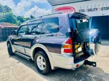 https://riyasewana.com/uploads/mitsubishi-montero-2001-420000412332.jpg
