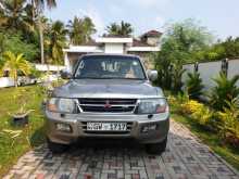 Mitsubishi Montero 2002 SUV