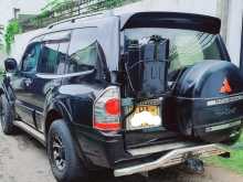 https://riyasewana.com/uploads/mitsubishi-montero-2002-2519302612452.jpg