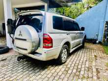 https://riyasewana.com/uploads/mitsubishi-montero-2003-521512812282.jpg