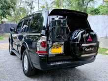 https://riyasewana.com/uploads/mitsubishi-montero-2003-57382812454.jpg