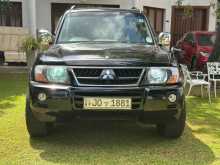 Mitsubishi Montero 2004 SUV