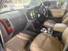 https://riyasewana.com/uploads/mitsubishi-montero-2004-2610460412633.jpg
