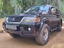 Mitsubishi Montero 2004 SUV