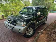 https://riyasewana.com/uploads/mitsubishi-montero-2004-521573812172.jpg
