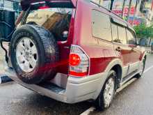 https://riyasewana.com/uploads/mitsubishi-montero-2005-259311012384.jpg