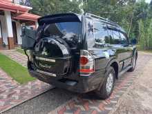 https://riyasewana.com/uploads/mitsubishi-montero-2006-119042612963.jpg