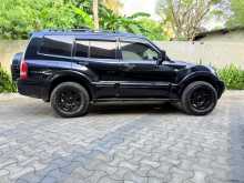 https://riyasewana.com/uploads/mitsubishi-montero-2006-246580812923.jpg