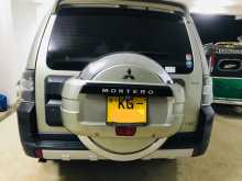 https://riyasewana.com/uploads/mitsubishi-montero-2007-147155912552.jpg