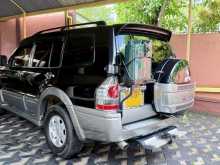 https://riyasewana.com/uploads/mitsubishi-montero-2007-2110424712013.jpg