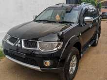 Mitsubishi Montero 2011 SUV