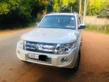 Mitsubishi Montero 2011 SUV