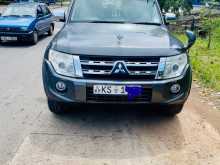 Mitsubishi Montero 2011 SUV