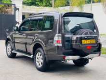 https://riyasewana.com/uploads/mitsubishi-montero-2012-1220051112792.jpg