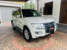 Mitsubishi Montero 2012 SUV