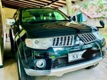 Mitsubishi Montero 2012 SUV