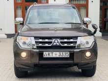 https://riyasewana.com/uploads/mitsubishi-montero-2012-2012-2810590812931.jpg