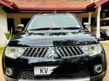 Mitsubishi Montero 2012 SUV
