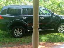 Mitsubishi Montero 2012 SUV