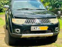 Mitsubishi Montero 2012 SUV