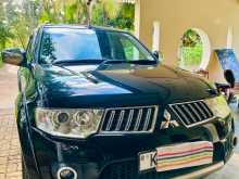 Mitsubishi Montero 2012 SUV