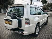 https://riyasewana.com/uploads/mitsubishi-montero-2013-1011442012892.jpg