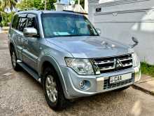 Mitsubishi Montero 2013 SUV