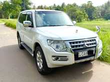 https://riyasewana.com/uploads/mitsubishi-montero-2013-210041112393.jpg