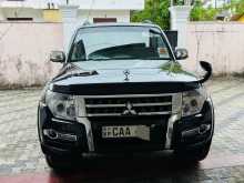 Mitsubishi Montero 2013 SUV