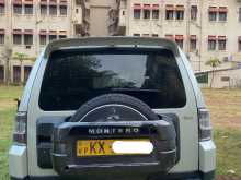 https://riyasewana.com/uploads/mitsubishi-montero-2013-2320333812273.jpg