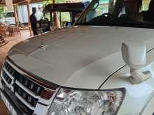 Mitsubishi MONTERO 2013 SUV