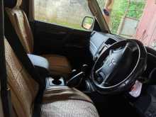 https://riyasewana.com/uploads/mitsubishi-montero-2013-2513271912344.jpg