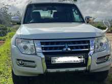 Mitsubishi Montero 2013 SUV