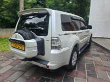https://riyasewana.com/uploads/mitsubishi-montero-2013-519344012764.jpg