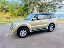 https://riyasewana.com/uploads/mitsubishi-montero-2013-78120612513.jpg