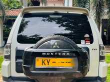 https://riyasewana.com/uploads/mitsubishi-montero-2013-817023412392.jpg