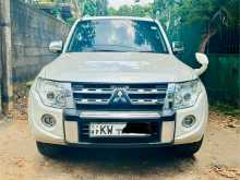 Mitsubishi Montero 2013 SUV