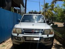 Mitsubishi Montero 2000 SUV