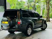 Mitsubishi Montero V98W 2015 SUV