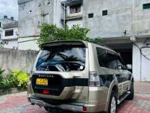 https://riyasewana.com/uploads/mitsubishi-montero-2015-910010312132.jpg