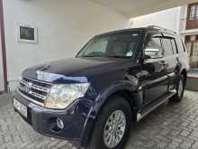 Mitsubishi Montero 2011 SUV