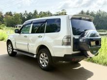 https://riyasewana.com/uploads/mitsubishi-montero-210045418005.jpg